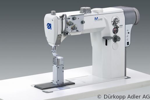 868-190020-M Одноигольная машина челночного стежка с колонковой платформой. Нижний, игольный транспортеры и верхний альтернирующий транспортер лапка  Встроенный привод M-TYPE (0868 990201 013)