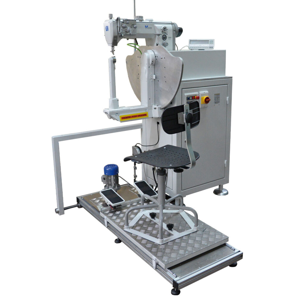 VBO XXS TRIPLE FEEDING Single needle lockstich sewing machine with oscillating arm and XXS post bed