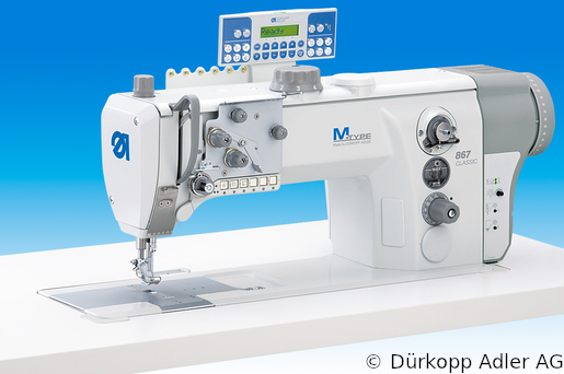 867-190122-M Dürkopp Adler 1-Needle lockstitch flatbed bottom feed, needle feed and alternating foot top feed, integrated sewing drive sewing machine (0867 990218 006)