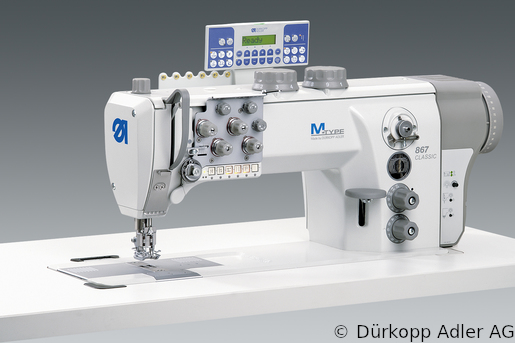 867-290322-M Dürkopp Adler 2-Needle lockstitch flatbed bottom feed, needle feed and alternating foot top feed, integrated sewing drive sewing machine (0867 990209 069)