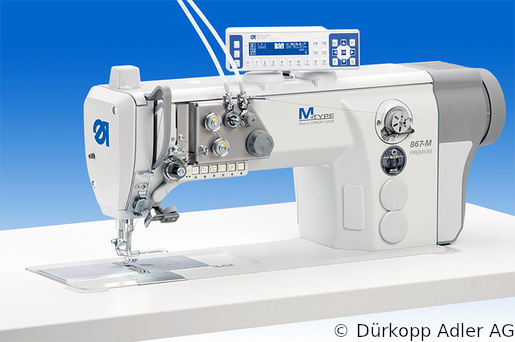867-190945-M Одноигольная машина челночного стежка с плоской платформой. Нижний, игольный транспортеры и верхний альтернирующий транспортер лапка  Встроенный привод M-TYPE (0867 991405 001)