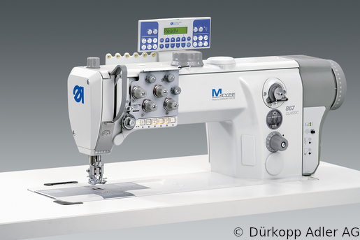 867-290122-M Dürkopp Adler 2-Needle lockstitch flatbed bottom feed, needle feed and alternating foot top feed, integrated sewing drive sewing machine (0867 990221 040)