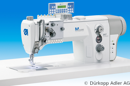 867-190145-M Одноигольная машина челночного стежка с плоской платформой. Нижний, игольный транспортеры и верхний альтернирующий транспортер лапка  Встроенный привод M-TYPE (0867 990220 031)