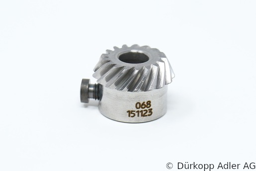 0068 151123 — bevel gear